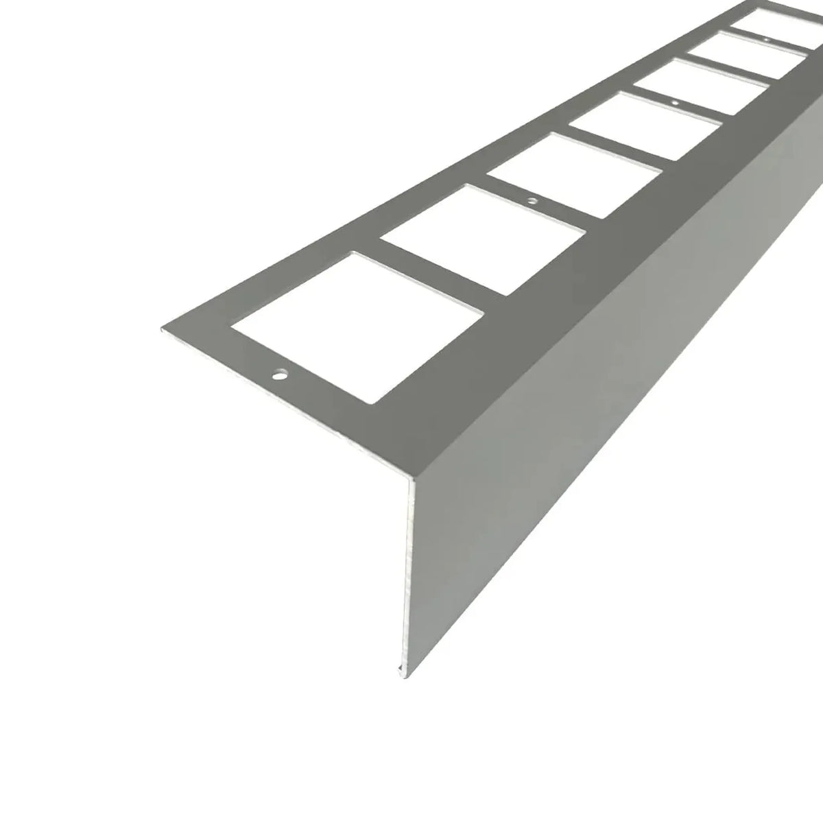 Detailed view of the silver anodised balcony profile L-shape made of aluminium with punched leg #A0004279 #A0004280 #A0004282