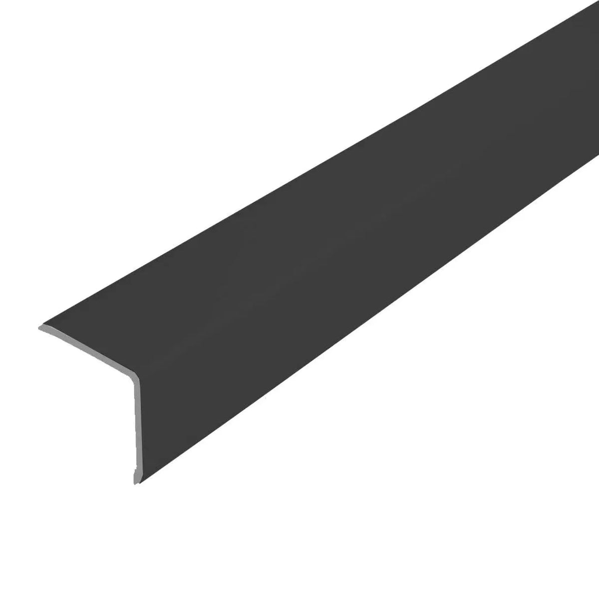 Rechtwinkliger Eckschutzwinkel aus schwarz pulverbeschichtetem Aluminium mit matter Optik #A0005070
#A0005071