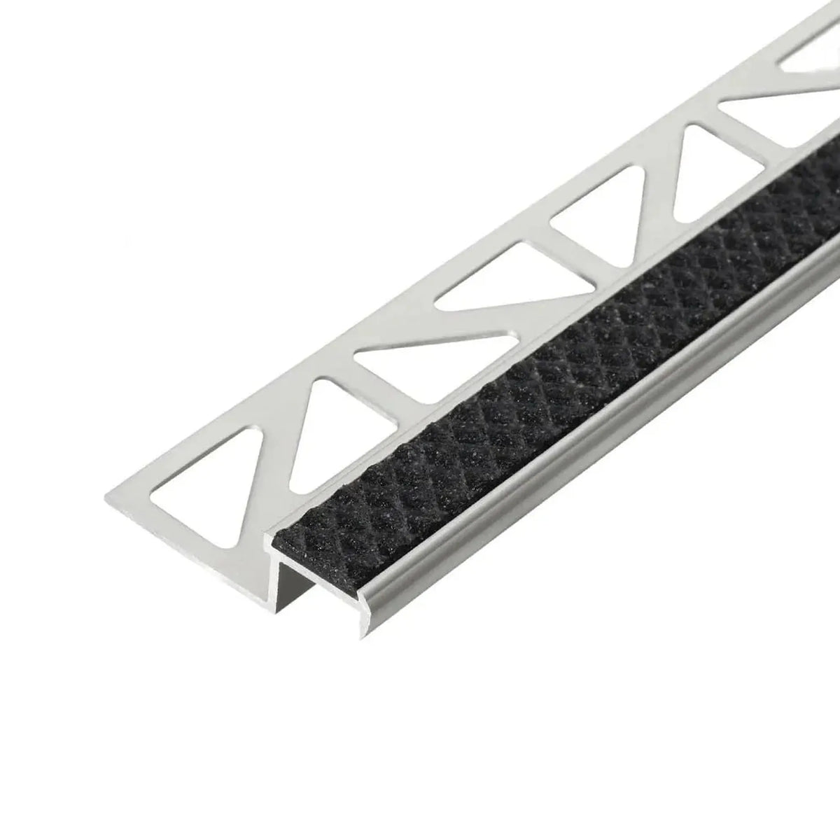 Vue détaillée du profilé de nez de marche en aluminium antidérapant avec insert noir nuit #A0001724
#A0002701